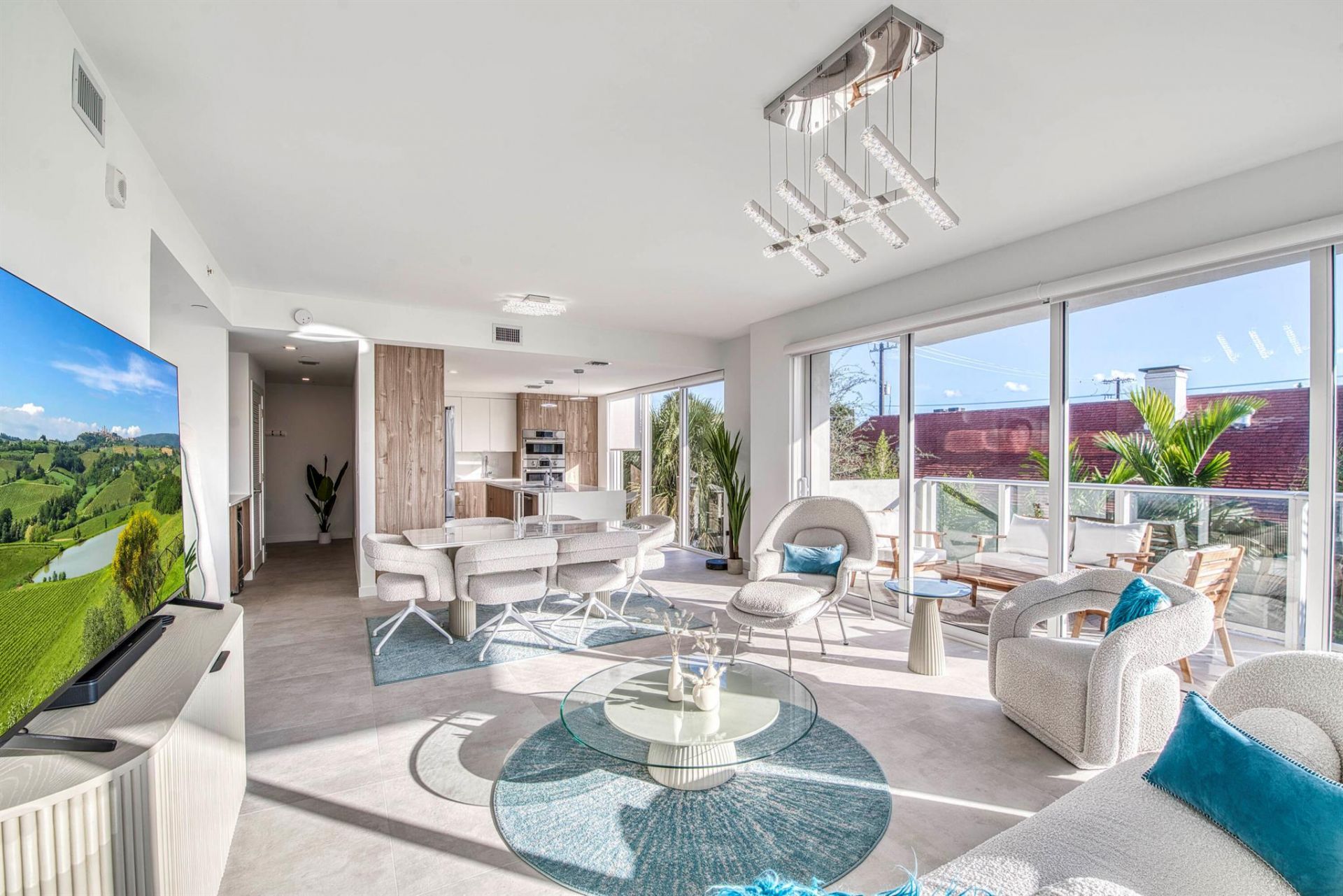 117 Lake Avenue, Unit 204, Lake Worth Beach, FL 33460 Photo