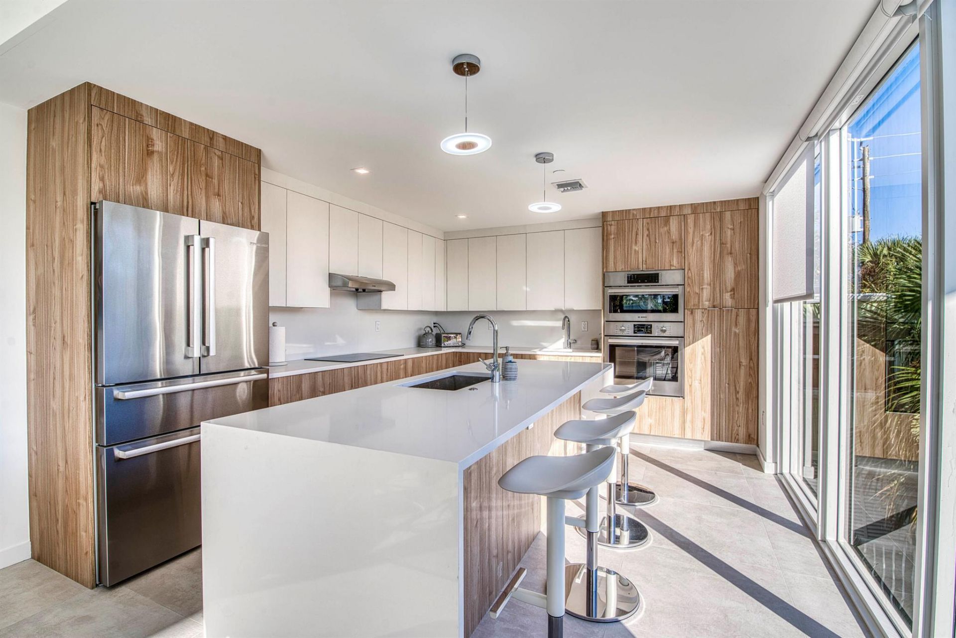 117 Lake Avenue, Unit 204, Lake Worth Beach, FL 33460 Photo