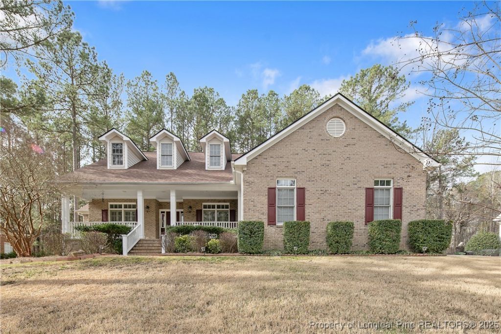 61 Fountain Park Circle, Spring Lake, NC 28390 Main Photo