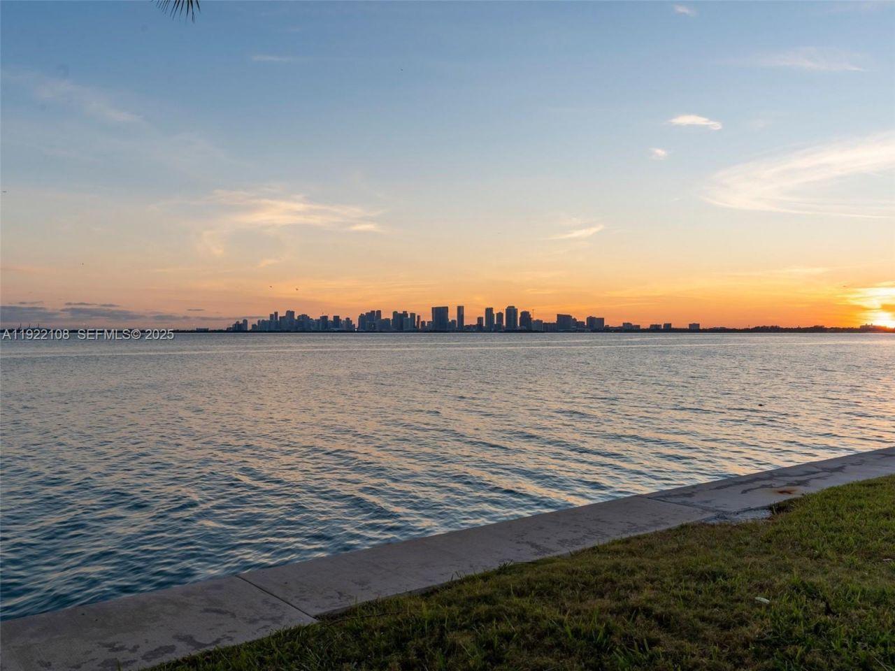 1680 S Treasure Dr, North Bay Village, FL 33141 Photo