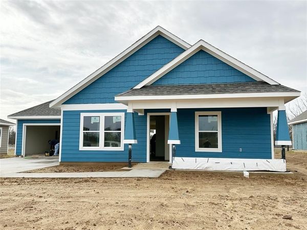 604 Crockett Drive, Cleburne, TX 76033