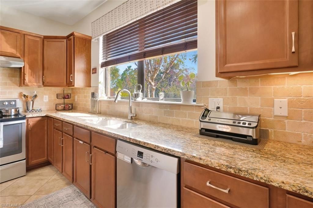 10963 Glenhurst St, Fort Myers, FL 33913 Photo