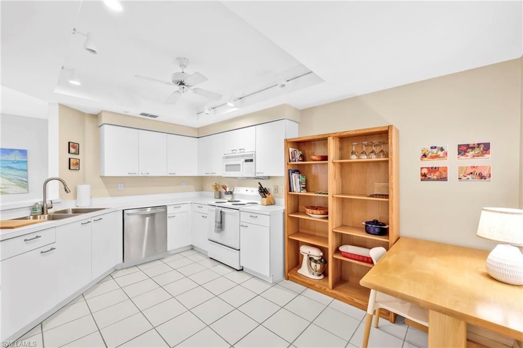 2864 Mizzen Way, Unit Y106, Naples, FL 34109 Photo
