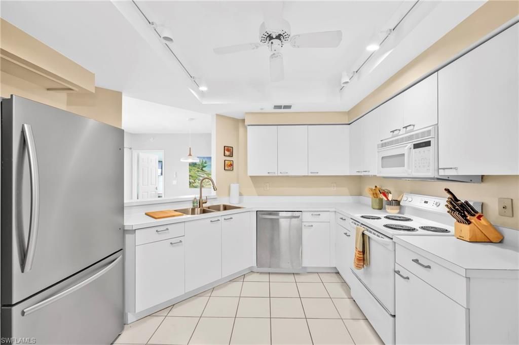 2864 Mizzen Way, Unit Y106, Naples, FL 34109 Photo