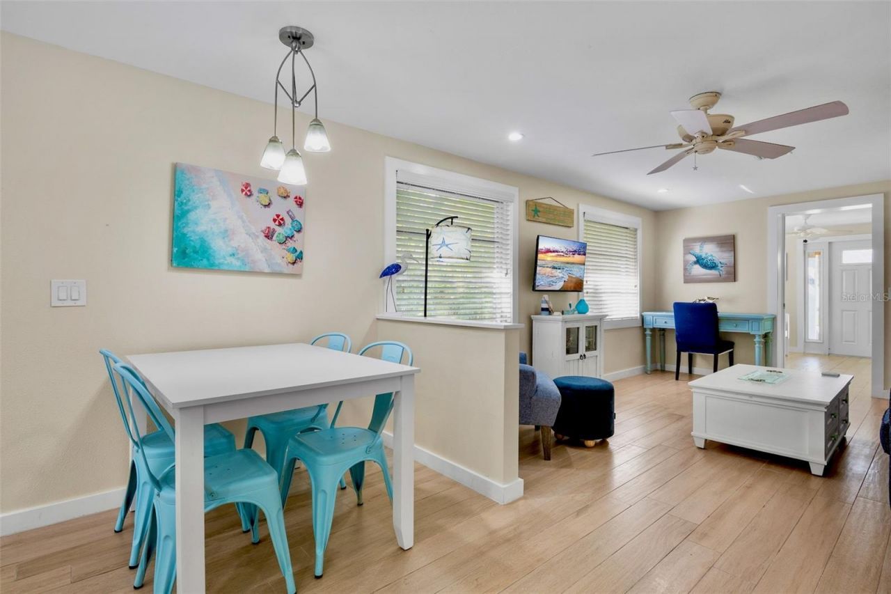 5803 Imperiore Avenue, Holmes Beach, FL 34217 Photo