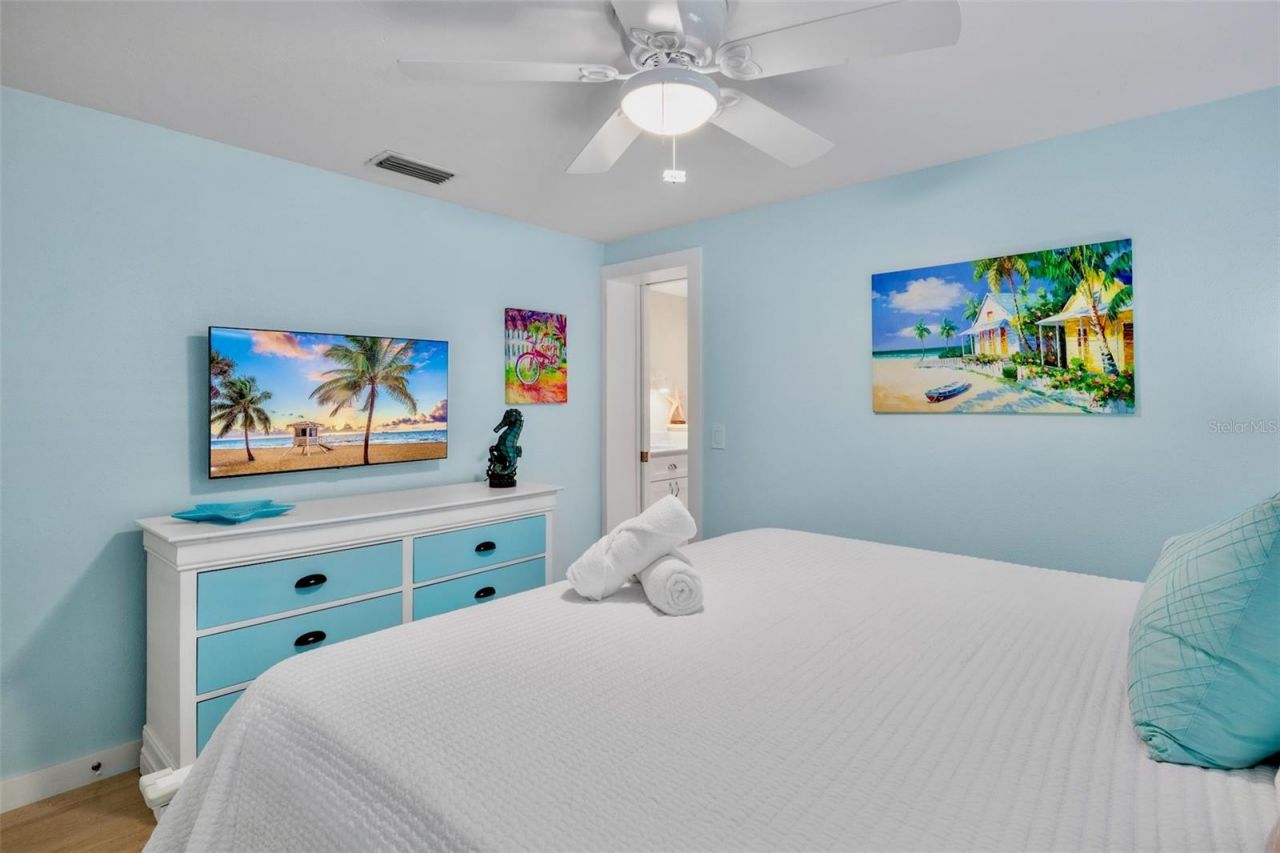 5803 Imperiore Avenue, Holmes Beach, FL 34217 Photo