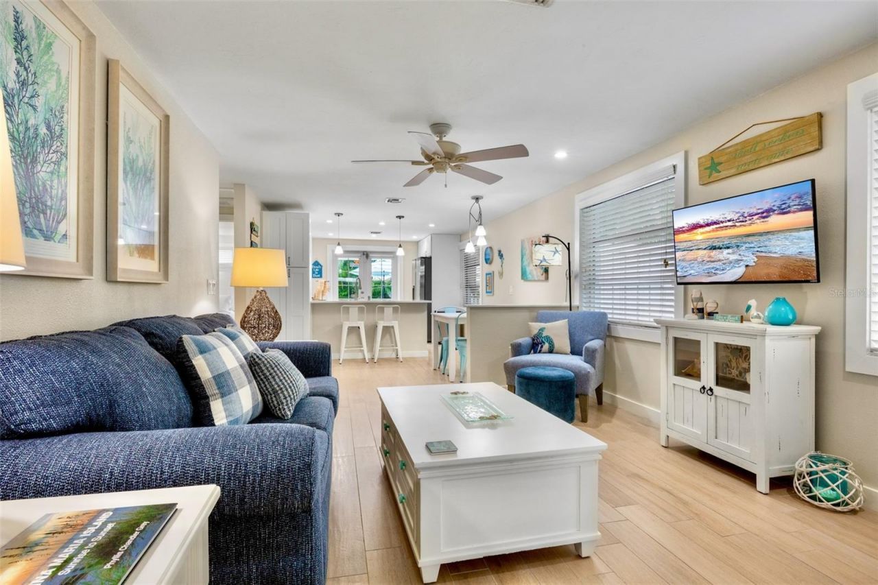 5803 Imperiore Avenue, Holmes Beach, FL 34217 Photo