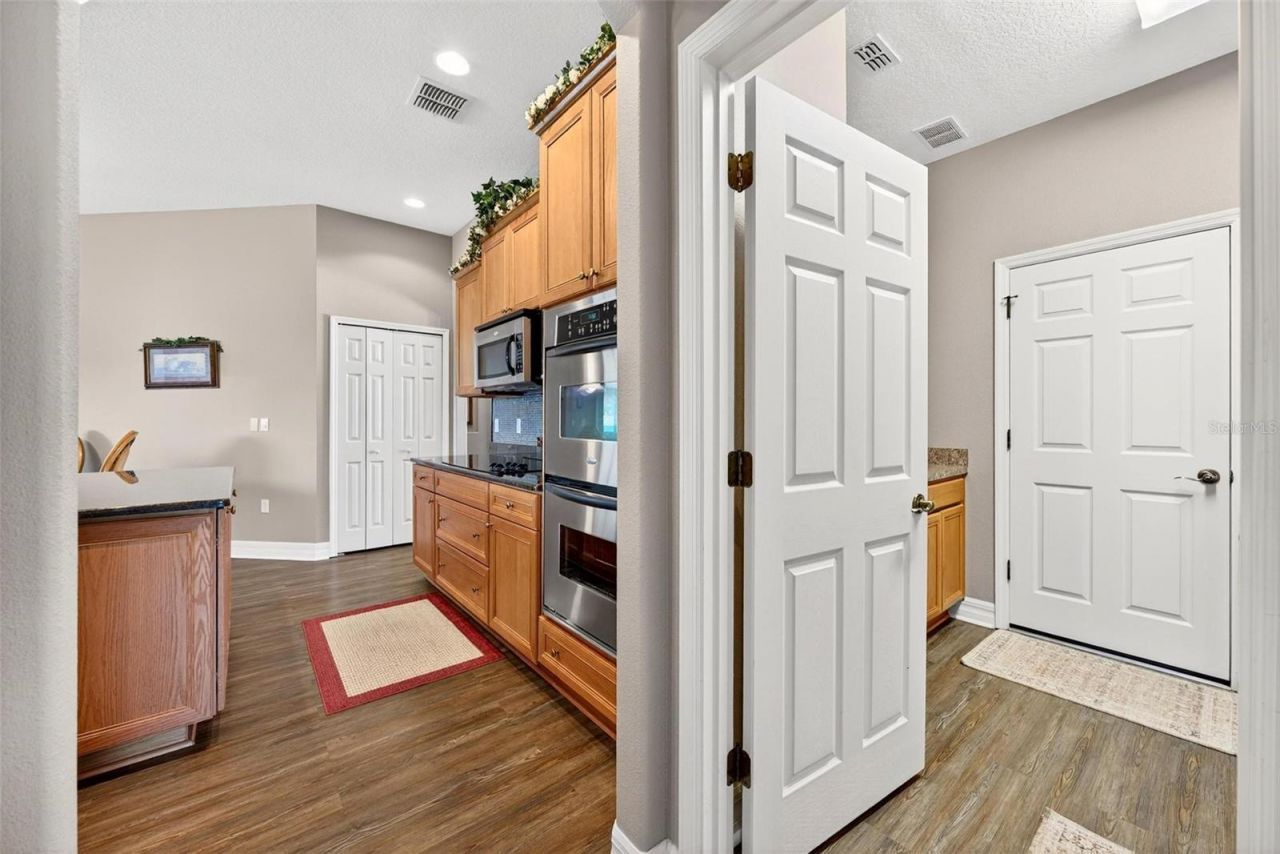 19850 Sugarloaf Mountain Road, Clermont, FL 34715 Photo