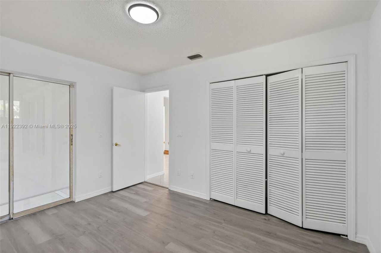 1833 SW Bellevue Ave, Port Saint Lucie, FL 34953 Photo