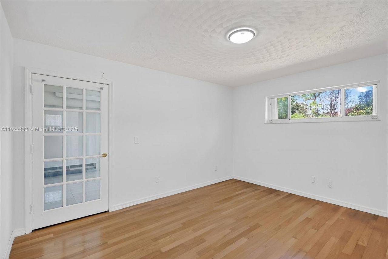 1833 SW Bellevue Ave, Port Saint Lucie, FL 34953 Photo