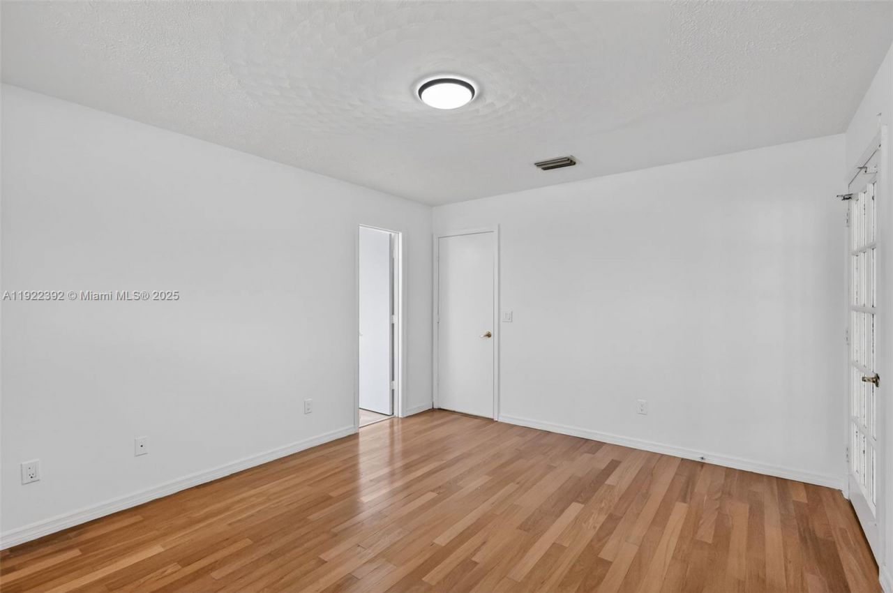 1833 SW Bellevue Ave, Port Saint Lucie, FL 34953 Photo