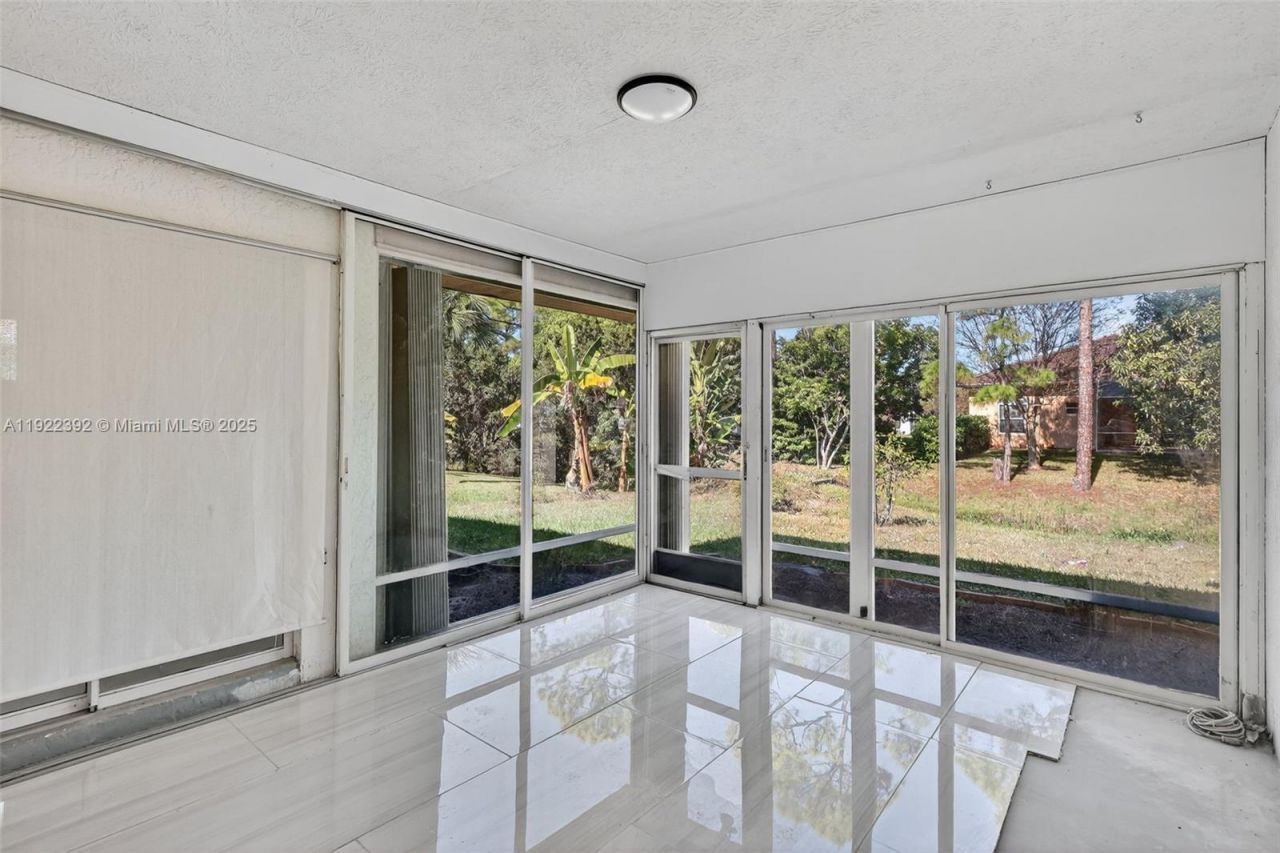 1833 SW Bellevue Ave, Port Saint Lucie, FL 34953 Photo