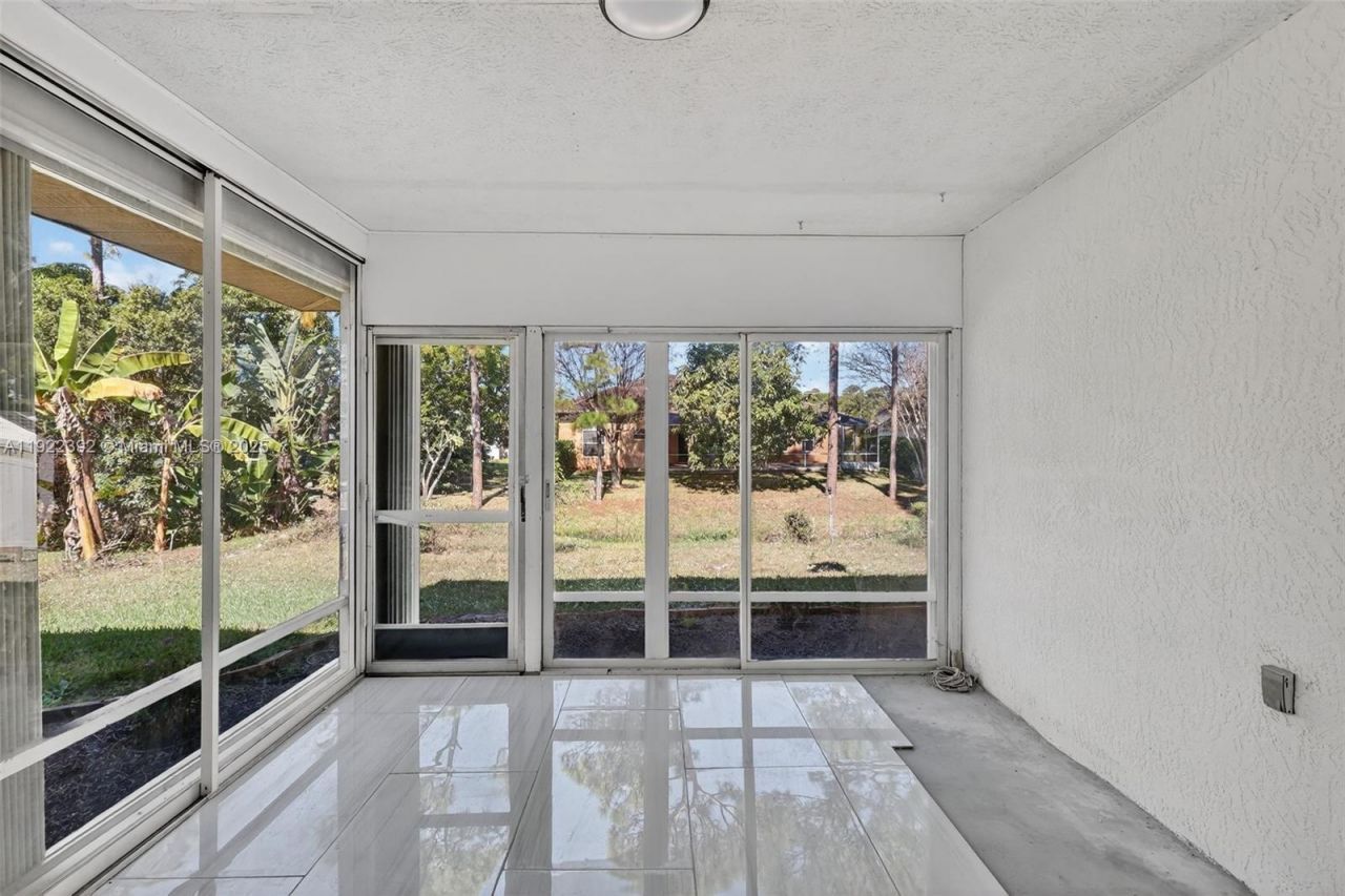 1833 SW Bellevue Ave, Port Saint Lucie, FL 34953 Photo