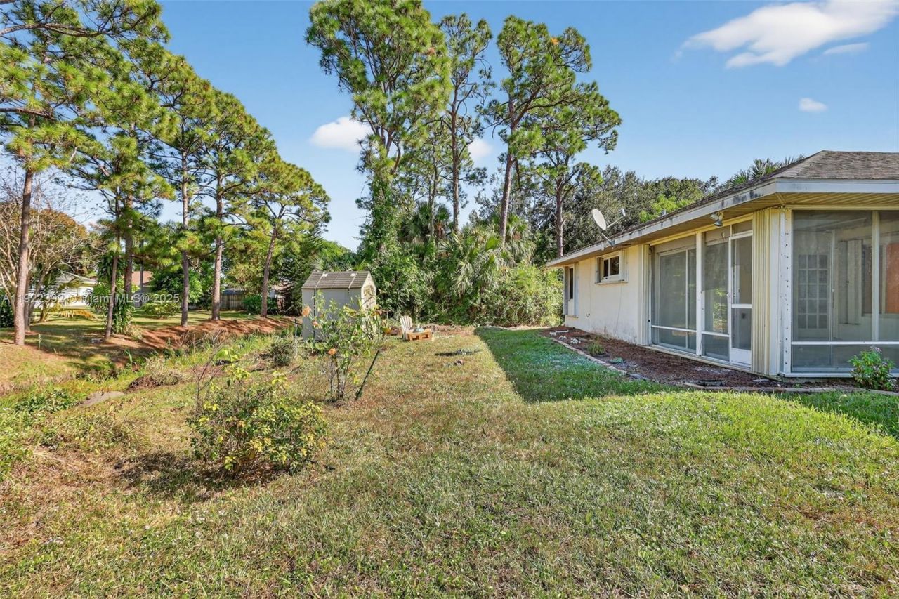 1833 SW Bellevue Ave, Port Saint Lucie, FL 34953 Photo