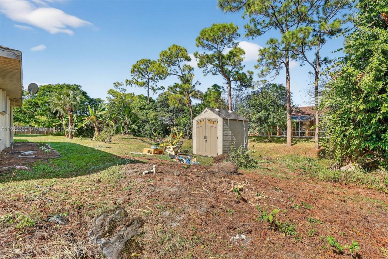 1833 SW Bellevue Ave, Port Saint Lucie, FL 34953 Photo