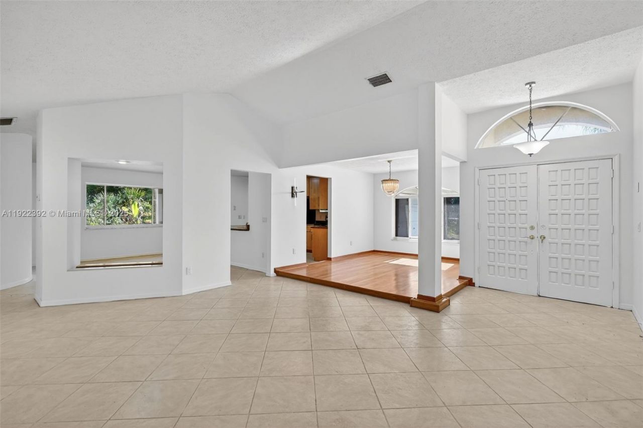 1833 SW Bellevue Ave, Port Saint Lucie, FL 34953 Photo