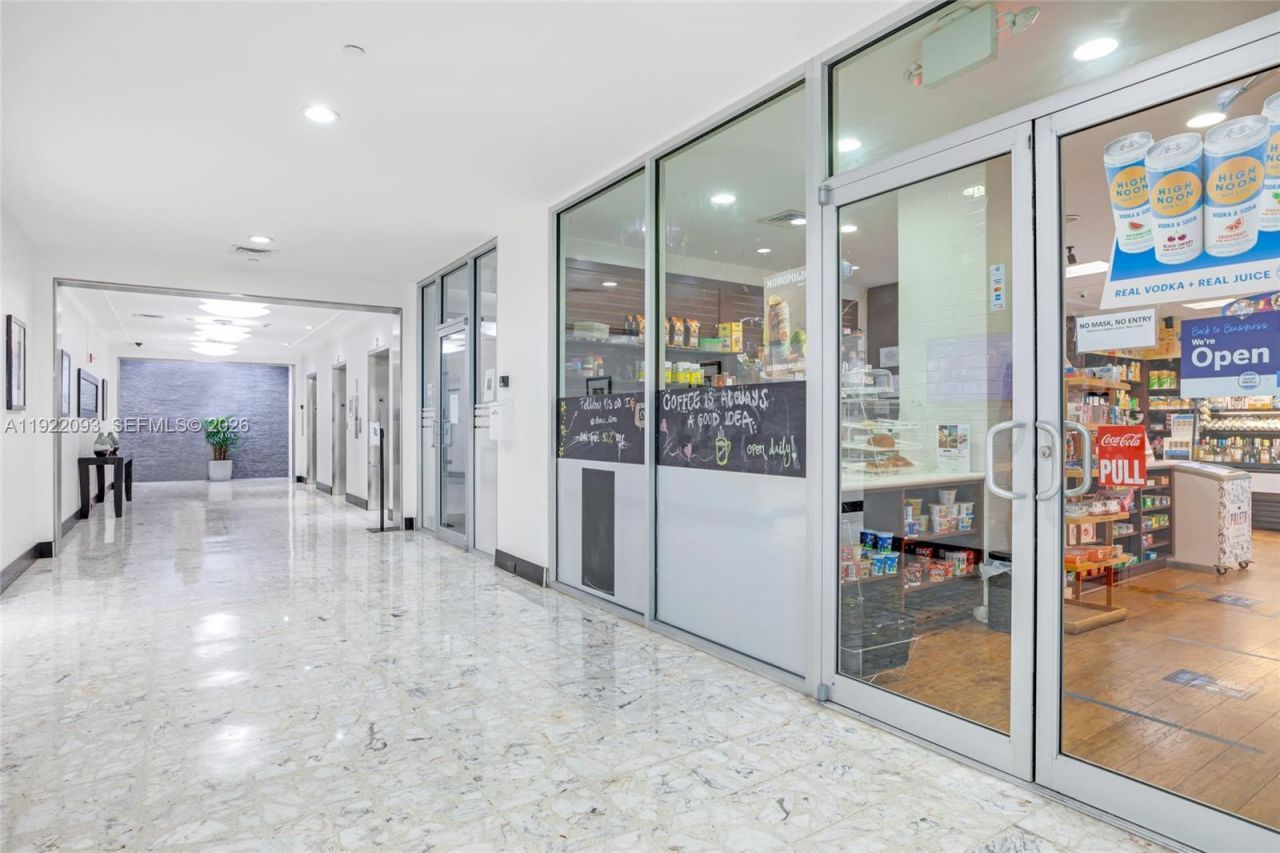 1200 West Ave, Unit PH-15, Miami Beach, FL 33139 Photo