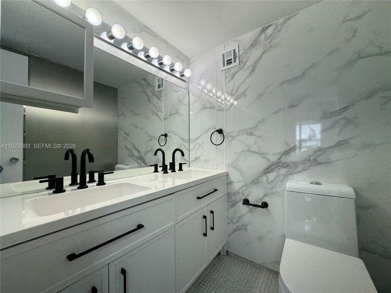 1200 West Ave, Unit PH-15, Miami Beach, FL 33139 Photo