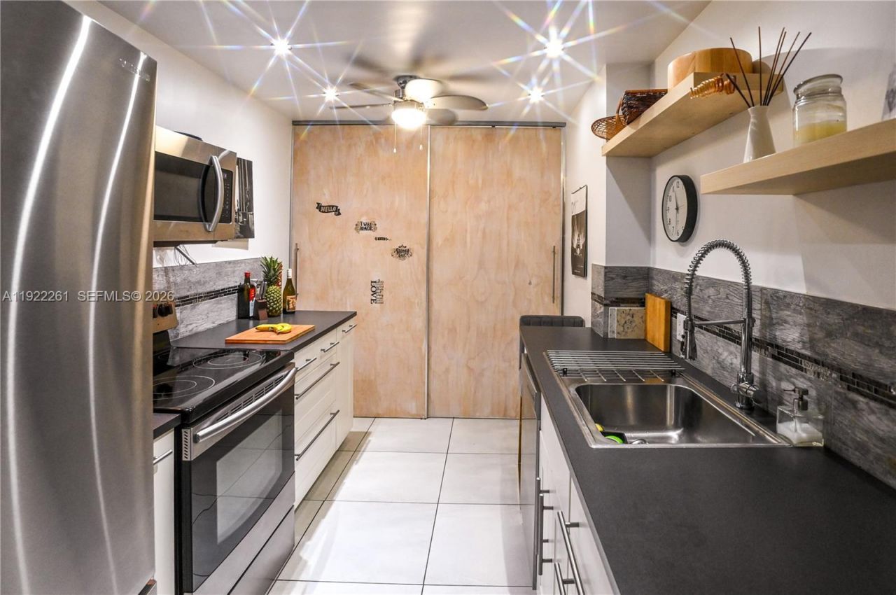 4330 Hillcrest Dr, Unit 804, Hollywood, FL 33021 Photo