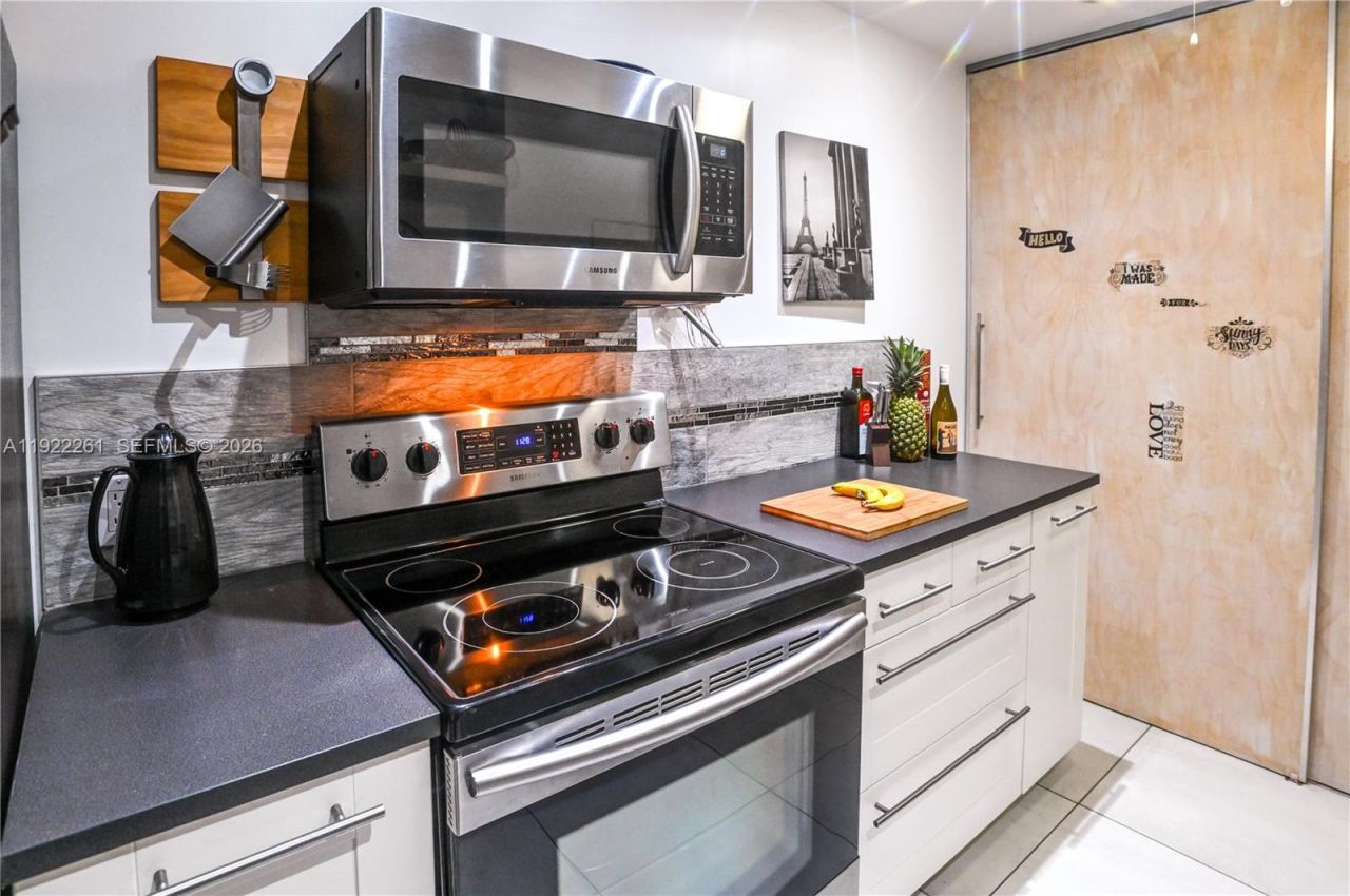 4330 Hillcrest Dr, Unit 804, Hollywood, FL 33021 Photo