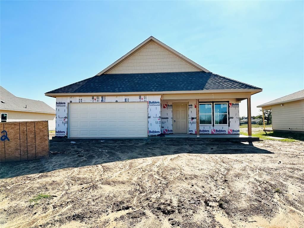 612 Crockett Drive, Cleburne, TX 76033 Main Photo