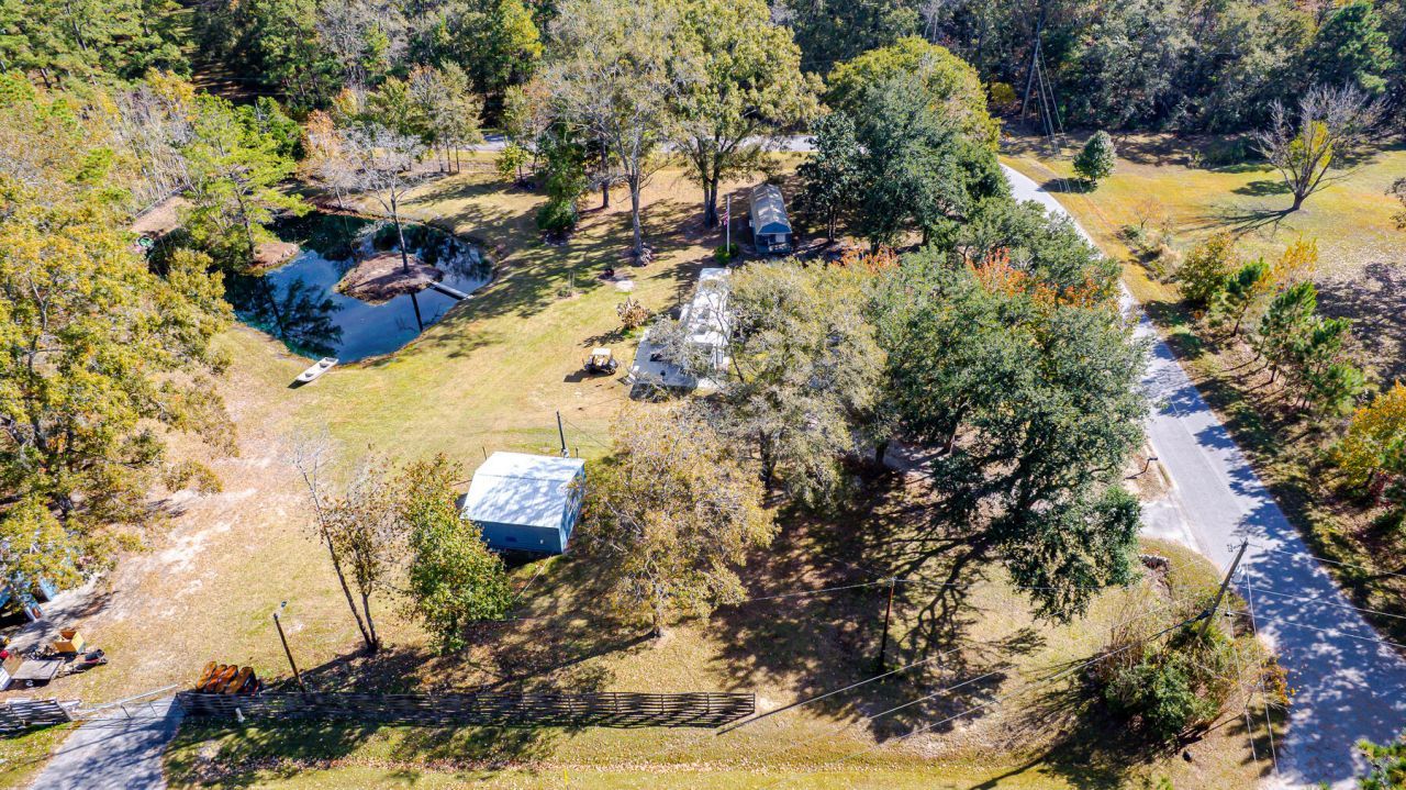 27 Running Creek Lane Photo 11