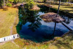 27 Running Creek Lane photo 4