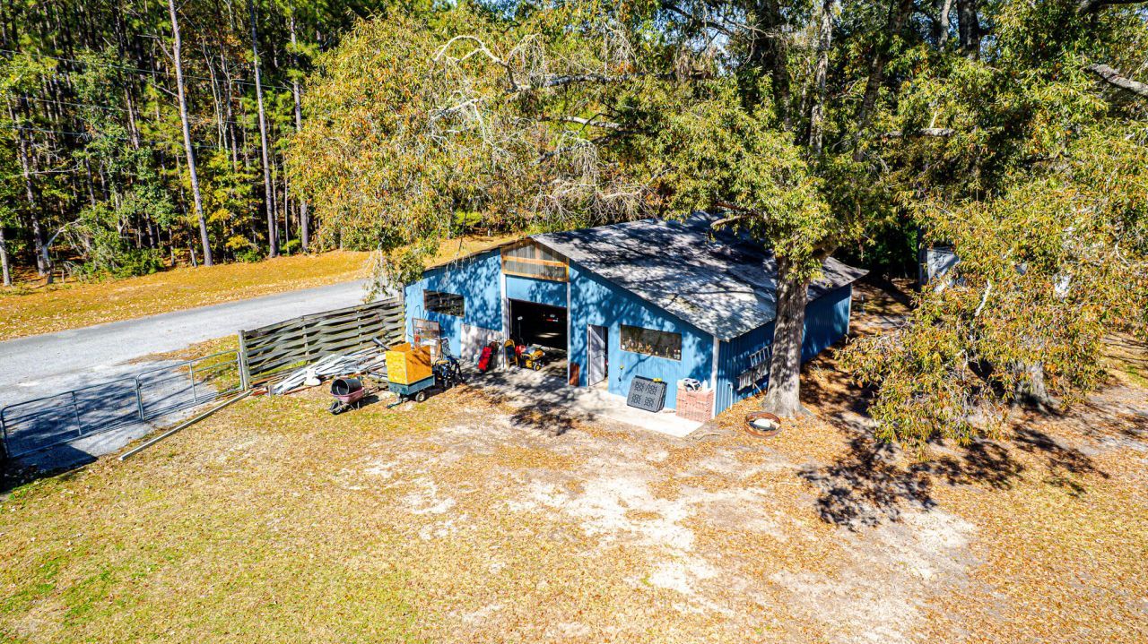 27 Running Creek Lane Photo 7