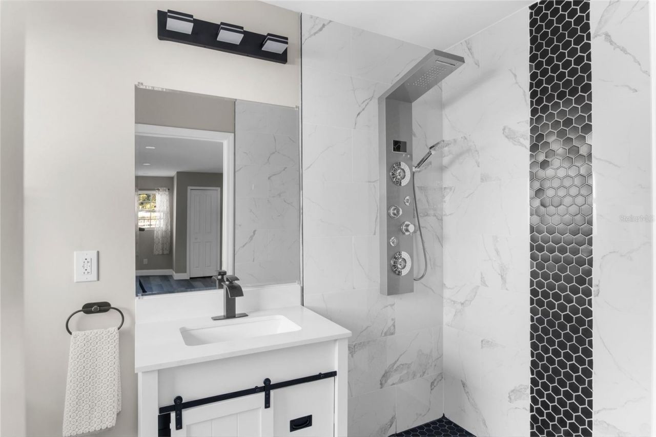 5318 9th Avenue N, Saint Petersburg, FL 33710 Photo