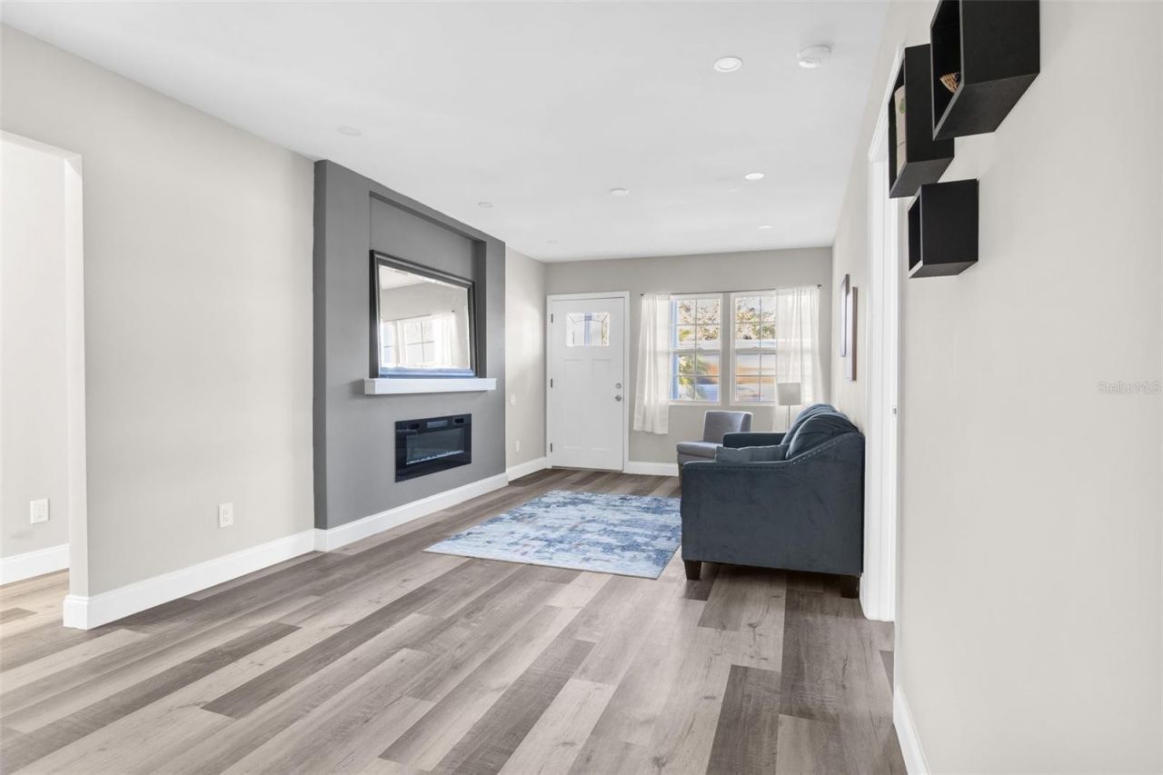 5318 9th Avenue N, Saint Petersburg, FL 33710 Photo