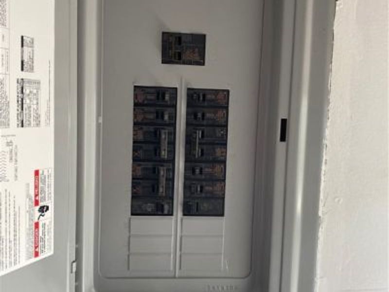 11206 Forest Avenue, Cleveland, OH 44104 Photo 31