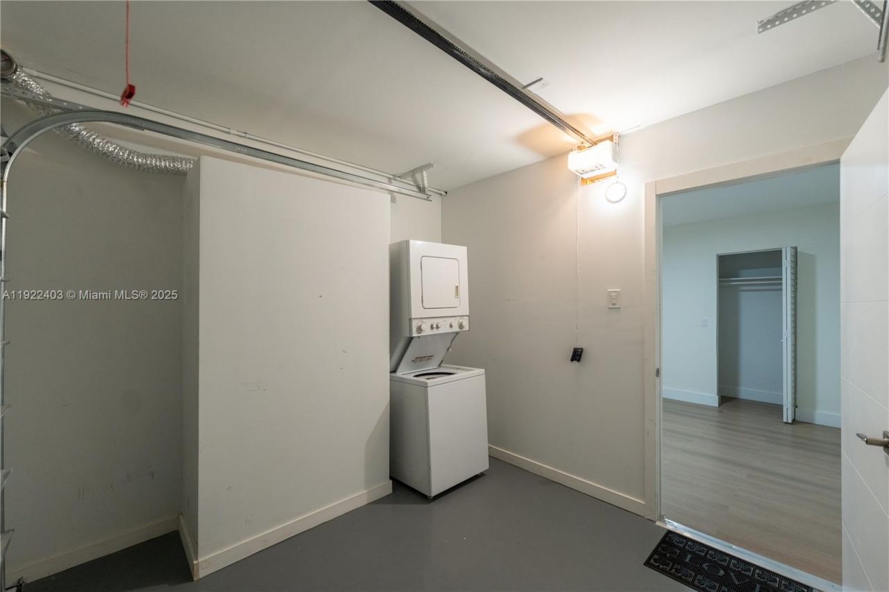 1615 NE 9th St, Fort Lauderdale, FL 33304 Photo