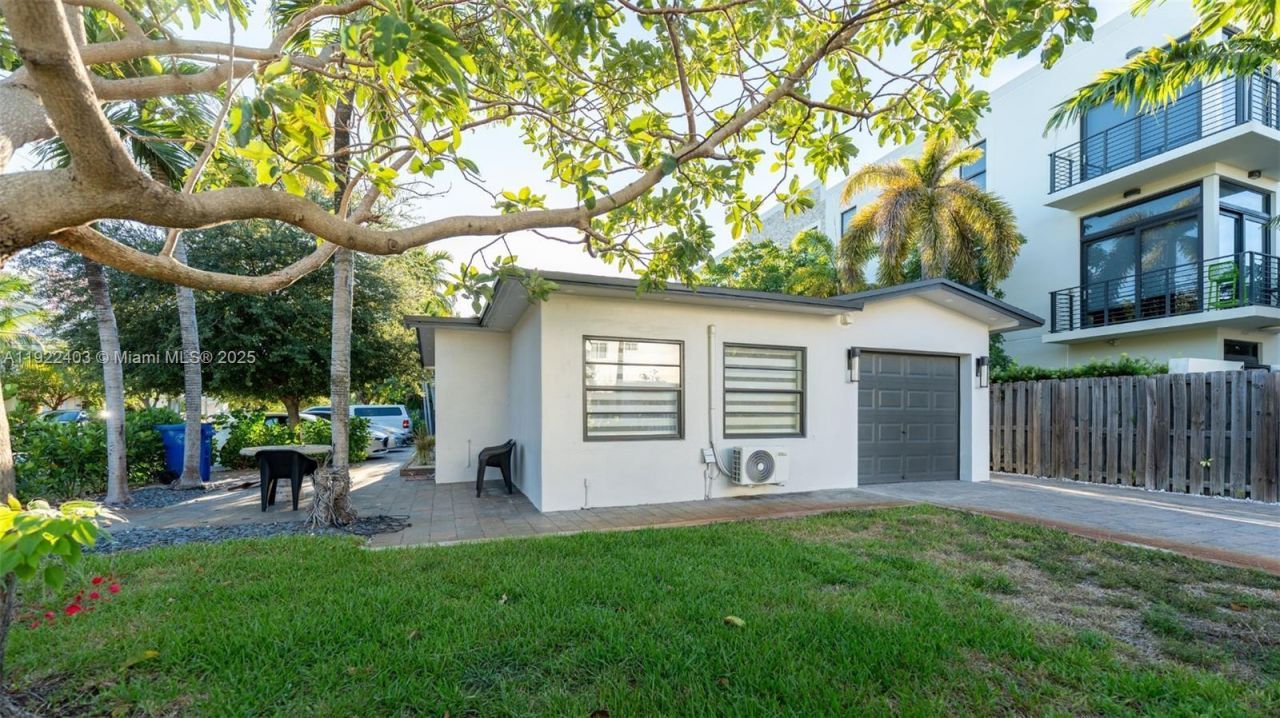 1615 NE 9th St, Fort Lauderdale, FL 33304 Photo