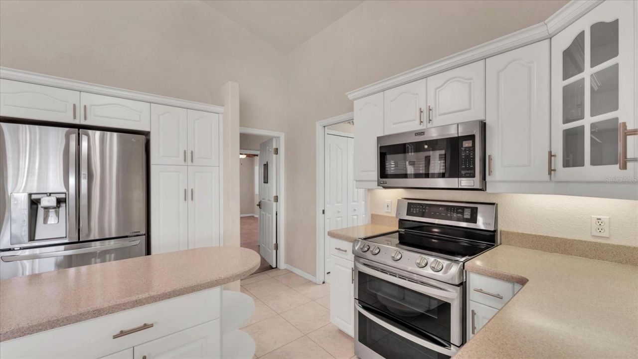 646 Boundary Boulevard, Rotonda West, FL 33947 Photo