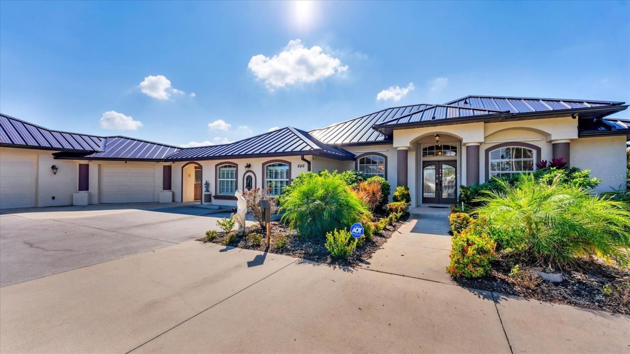 646 Boundary Boulevard, Rotonda West, FL 33947 Photo