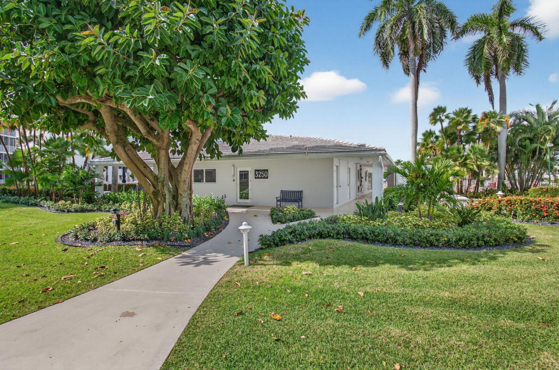 3300 S Ocean Boulevard, Unit 320-c, Highland Beach, FL 33487 Photo