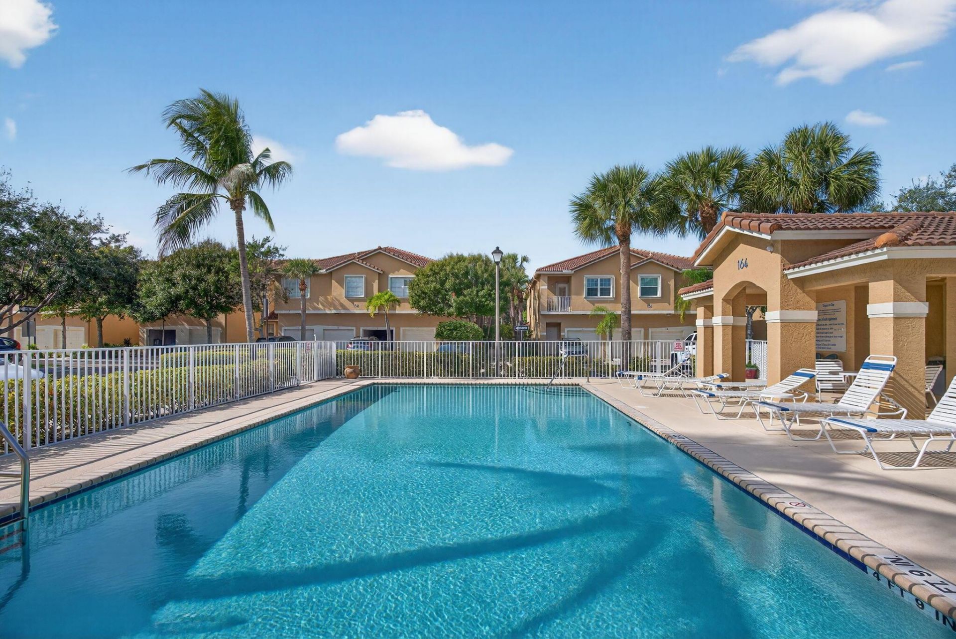160 Village Boulevard, Unit I, Tequesta, FL 33469 Photo