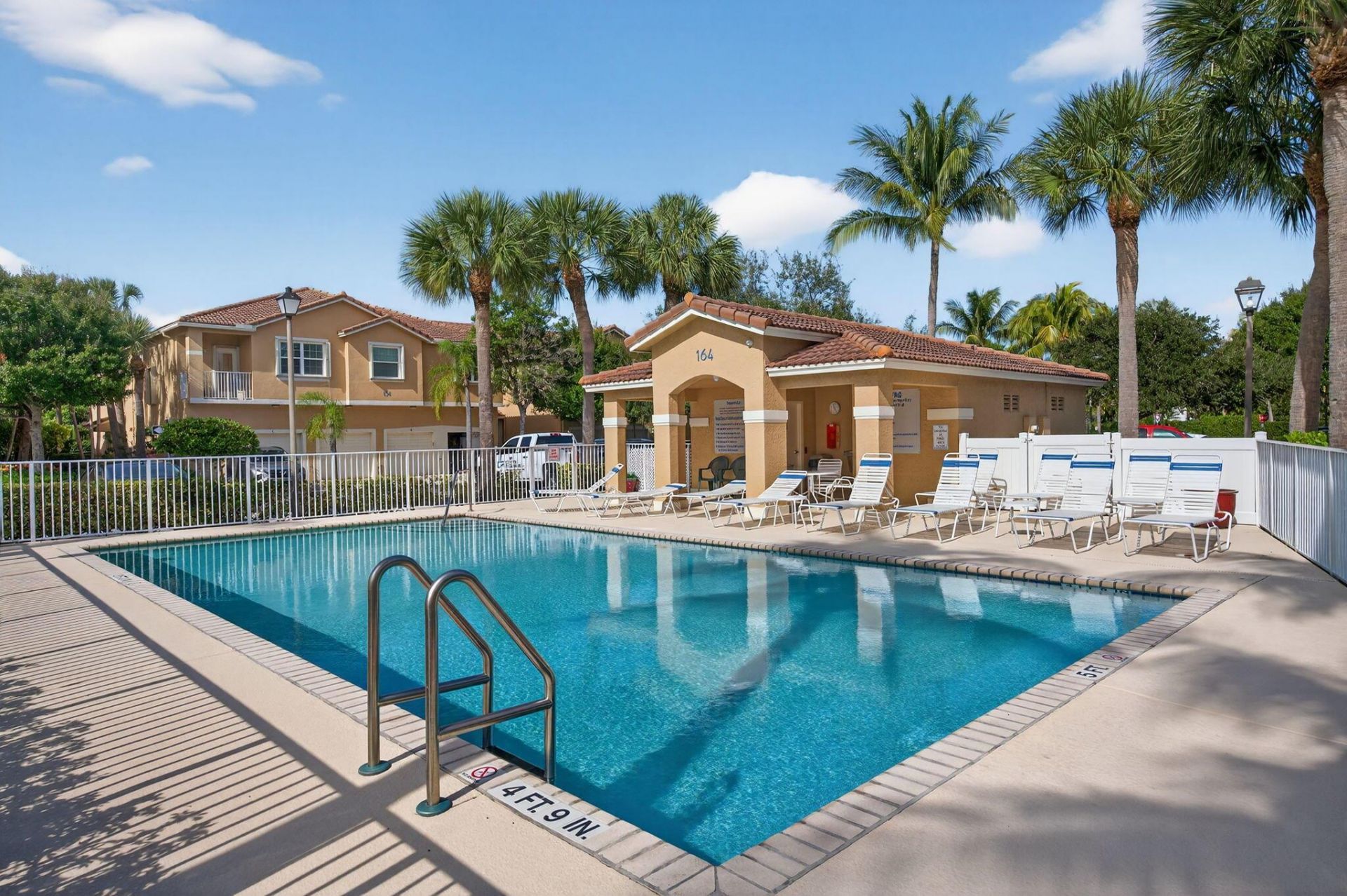 160 Village Boulevard, Unit I, Tequesta, FL 33469 Photo