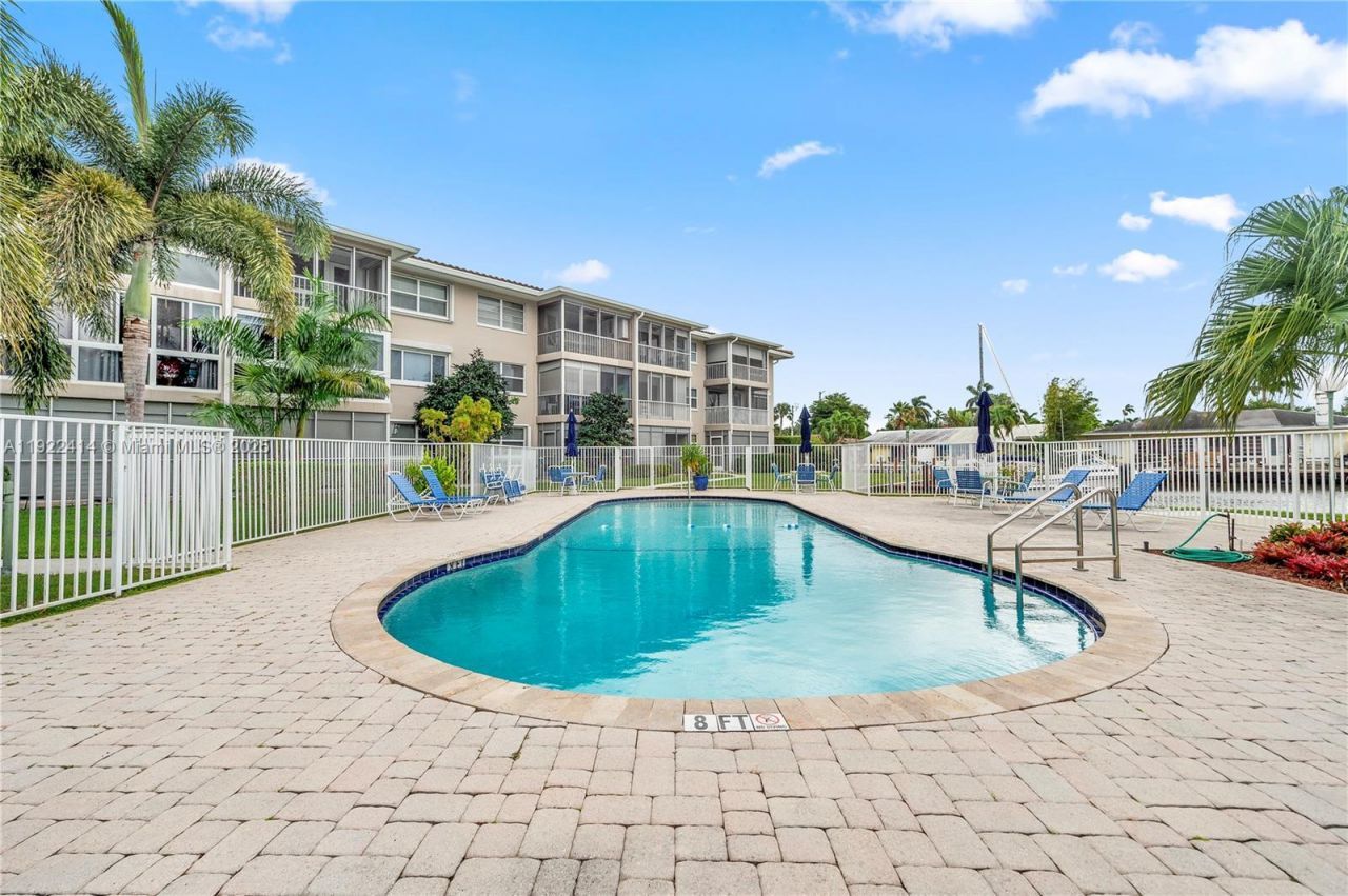 900 SW 12th St, Unit 206, Fort Lauderdale, FL 33315 Photo