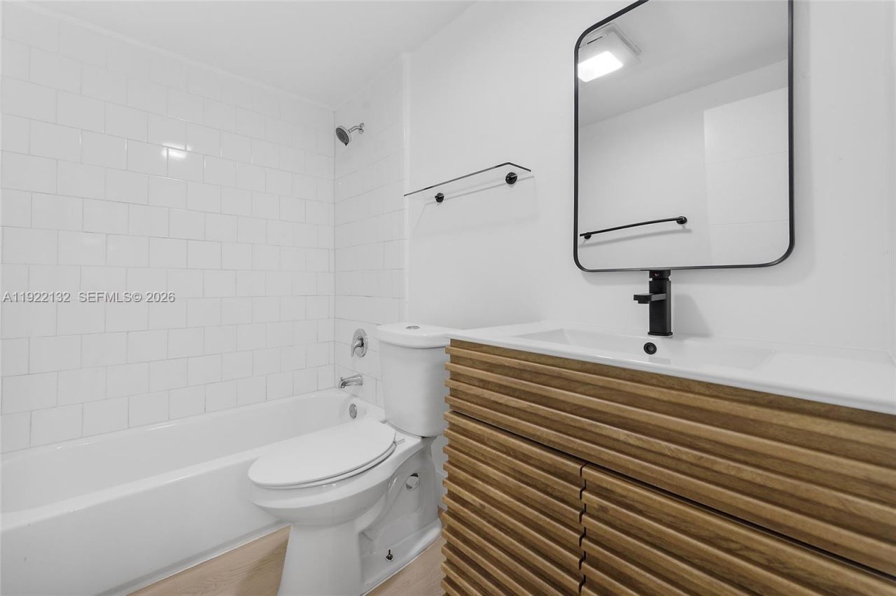 12101 NE 6th Ave, Unit 6, North Miami, FL 33161 Photo