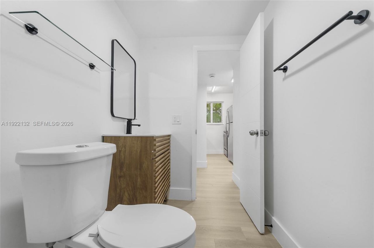 12101 NE 6th Ave, Unit 6, North Miami, FL 33161 Photo