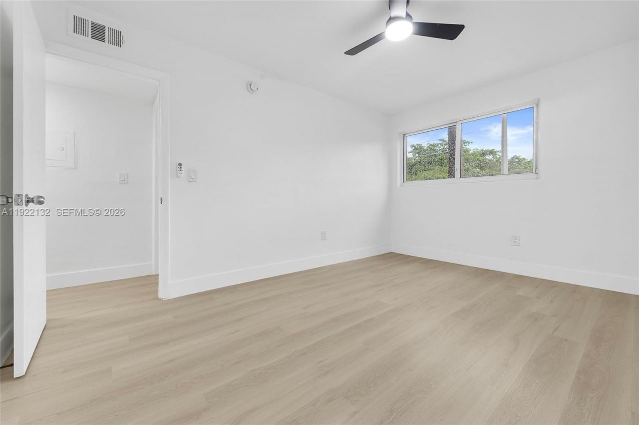 12101 NE 6th Ave, Unit 6, North Miami, FL 33161 Photo