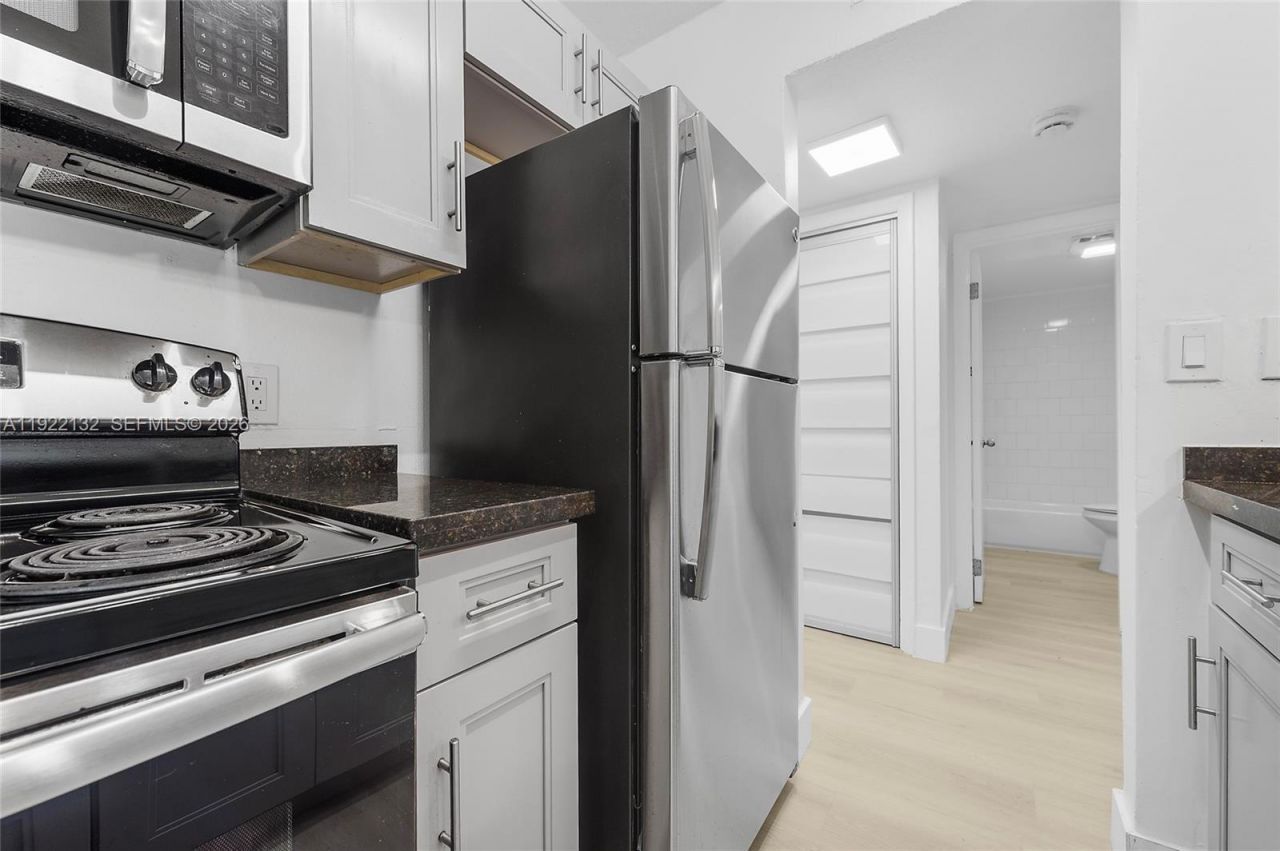 12101 NE 6th Ave, Unit 6, North Miami, FL 33161 Photo