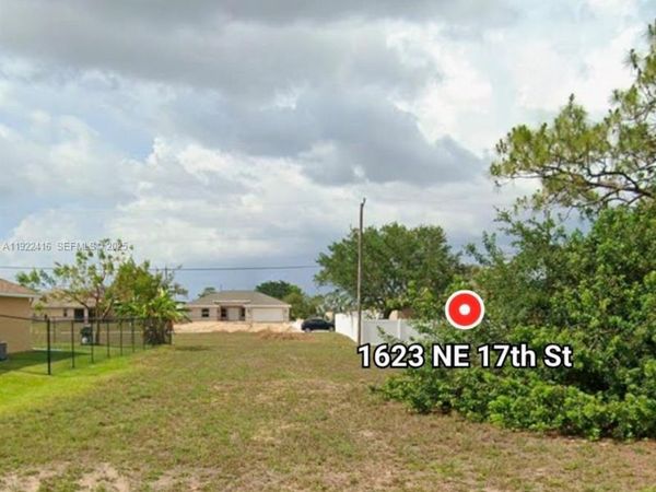 1623 NE 17th ST, Cape Coral, FL 33909