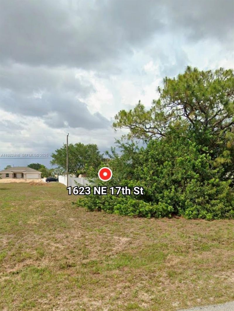 1623 NE 17th St, Cape Coral, FL 33909 Photo