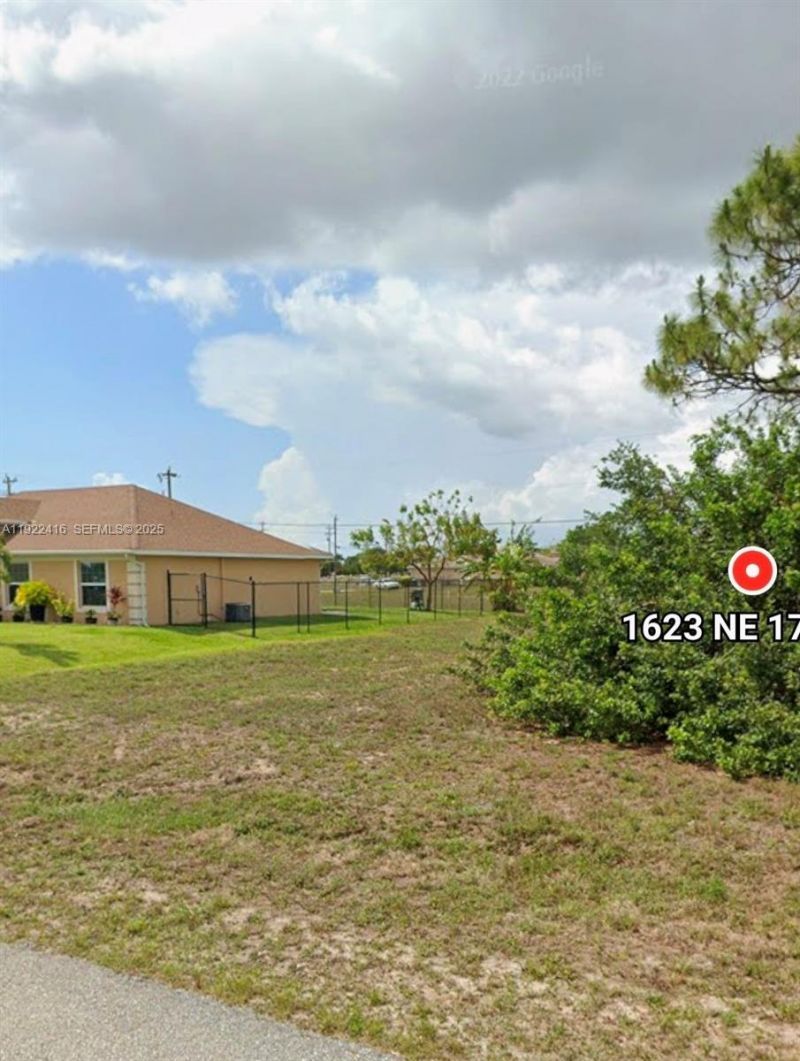 1623 NE 17th St, Cape Coral, FL 33909 Photo
