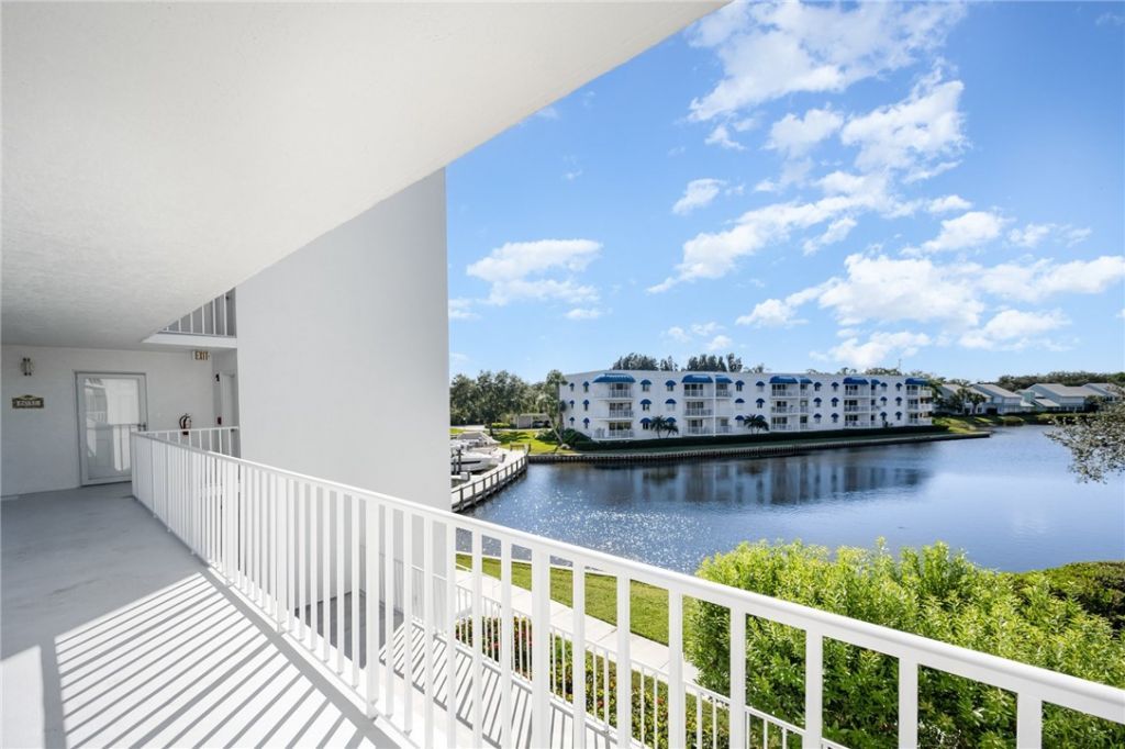 6029 River Run Drive, Unit 6029, Sebastian, FL 32958 Photo