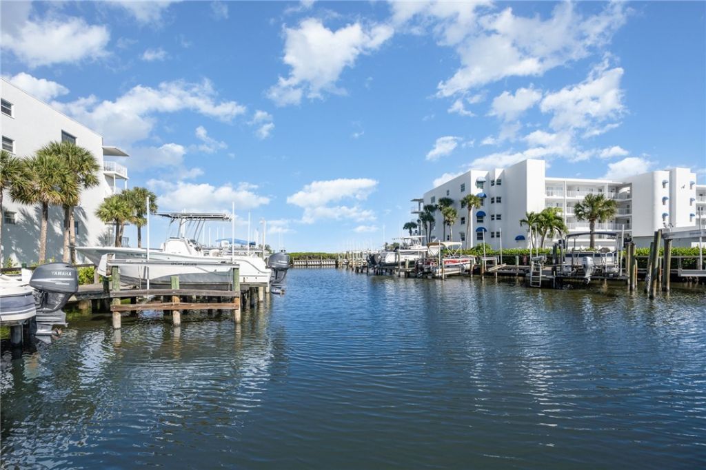 6029 River Run Drive, Unit 6029, Sebastian, FL 32958 Photo