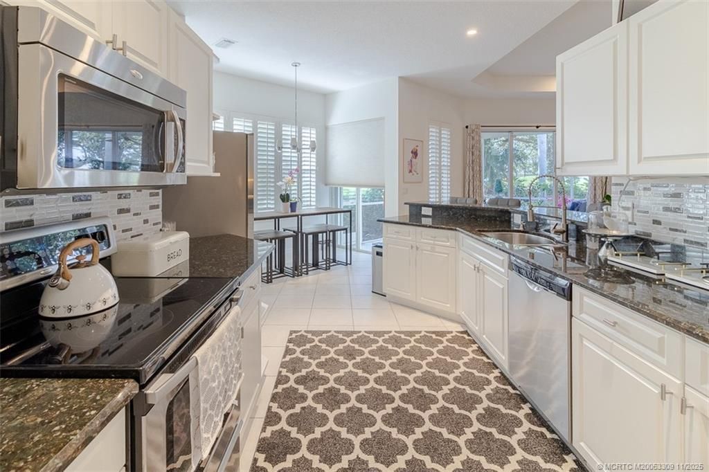 2432 SW Brookwood Lane, Palm City, FL 34990 Photo