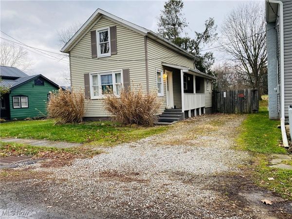 316 Locust Street N, Canal Fulton, OH 44614
